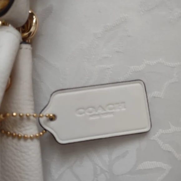 Coach chalk gold Remi refined pebble leather hobo crossbody bag - Picture 5 of 15